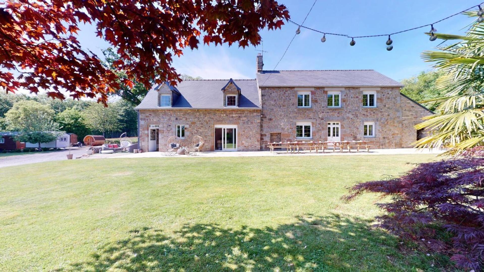 Cornillieres Maisonnettes 35 Pers Jacuzzi, Jeux Tessy-sur-Vire Exteriör bild